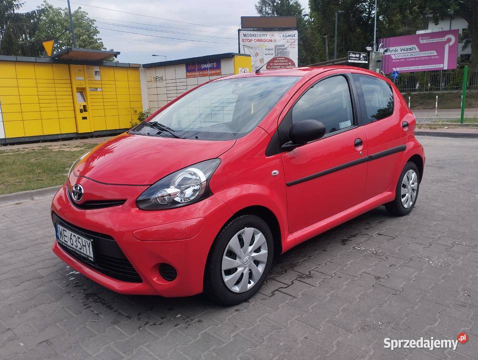 TOYOTA AYGO SALON SERWIS 17 komputer pokładowy