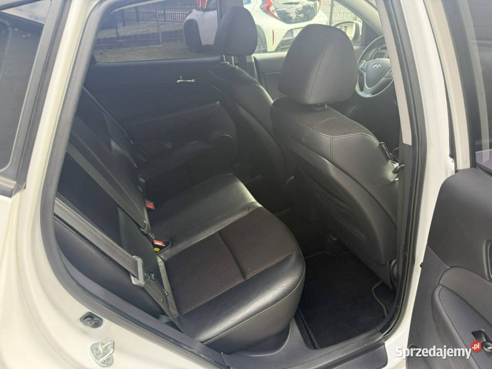 Hyundai i30 14 Benzyna Serwisowany Gwarancja ASR (kontrola trakcji) Piekoszów