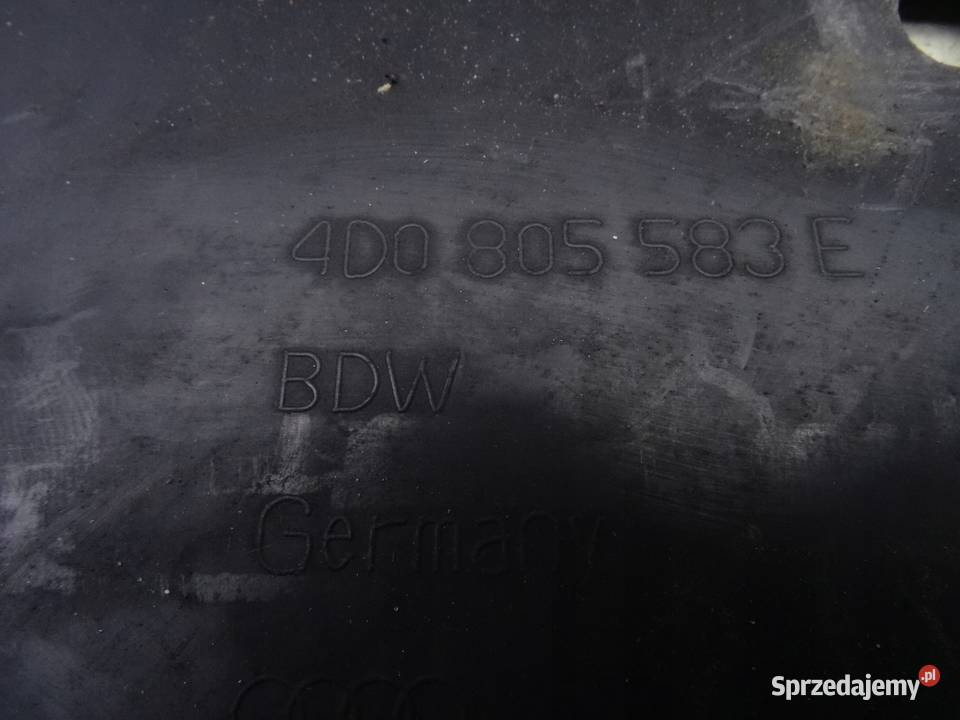 AUDI A8 D2 OSLONA ZBIORNICZKA PLYNU 4D0805583E