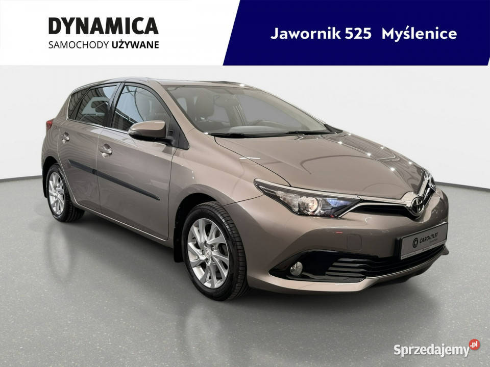 Toyota Auris 16 132 M6 20152016 r salon przebieg VAT marża Auris Myślenice