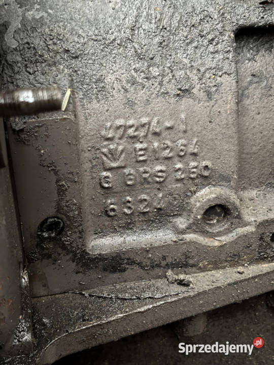 Perkins 10066T 1006 6T YB YH Silnik Blok Pokrywa Pozostałe Jastrzębniki