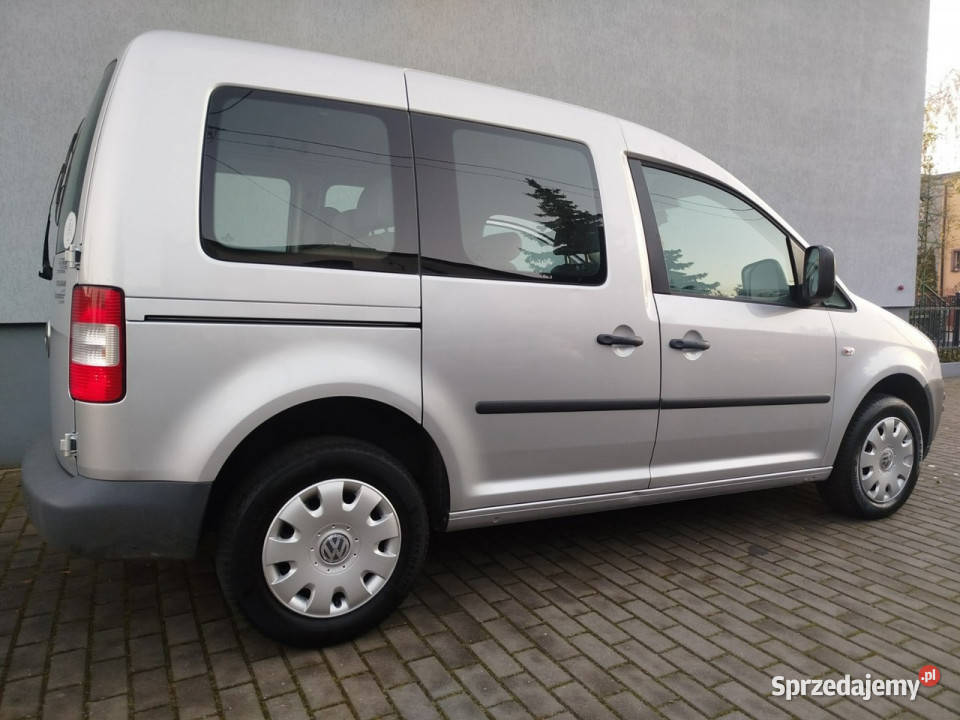 Volkswagen Caddy 2010r 5 osobowy benzyna 8V 207815km