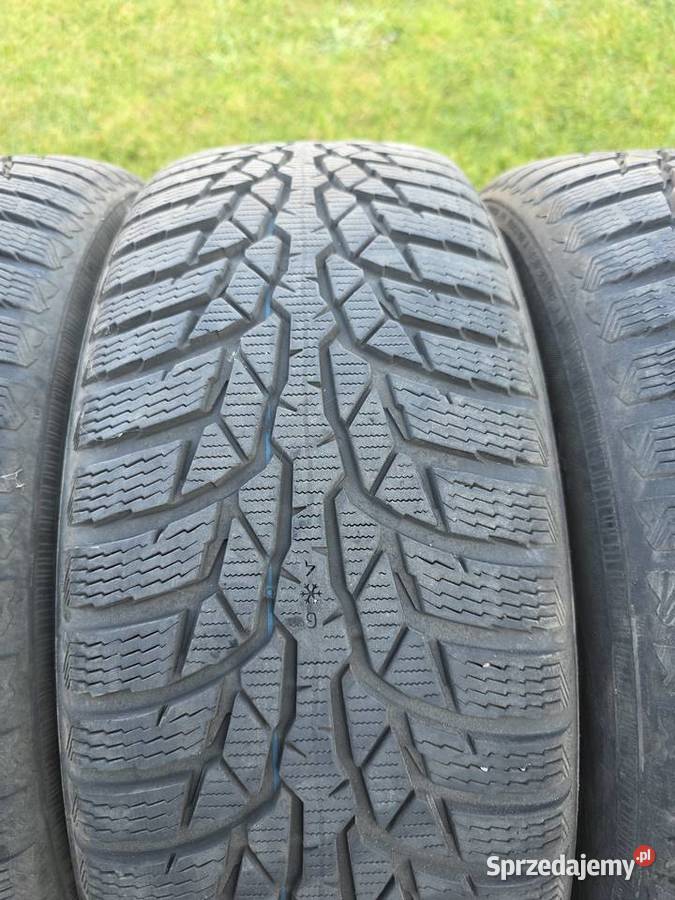 Felgi stalowe opony zimowe Nokian WR D4 21560 sprzedam