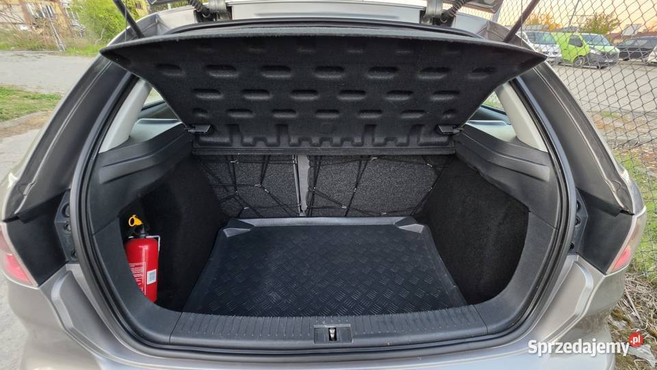 Sprzedam Seat Ibiza III 14 16V 75 3drzwiowy z 1390cm3 Skierniewice
