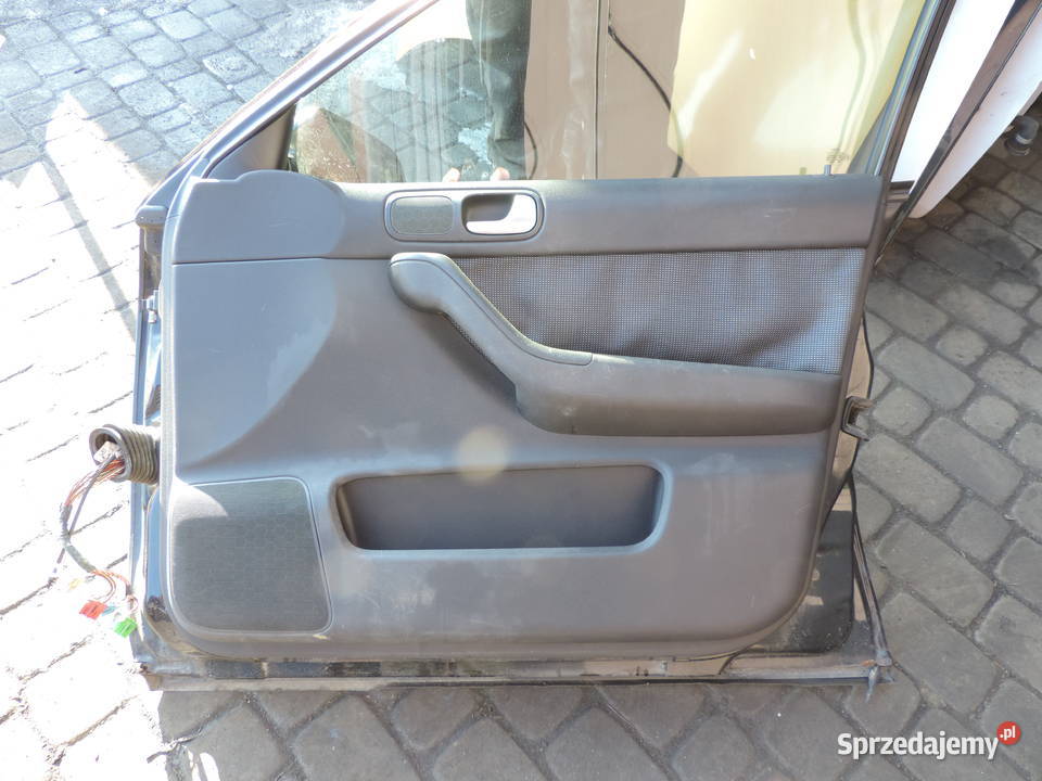 AUDI A3 8L 5D FL DRZWI PRAWY PRZÓD LY9B osobowe Nowy Sącz