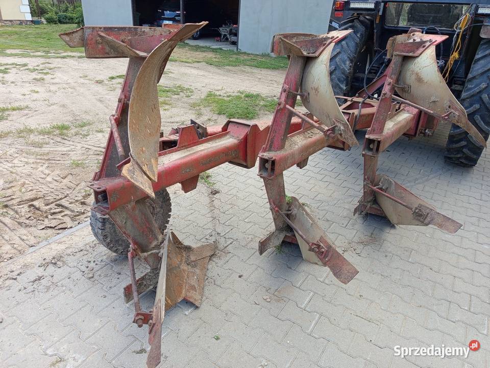 Pług obrotowy 3 skibowy Naud Janów