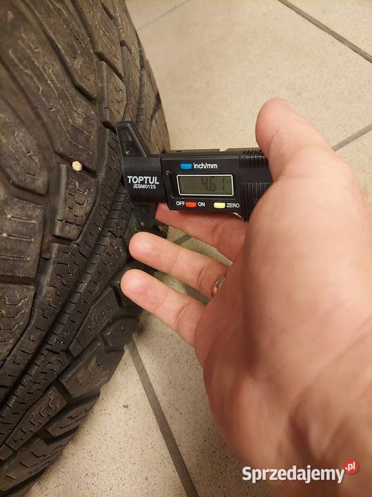 KPL opon zimowych 20550r17 UNIROYAL Będzin