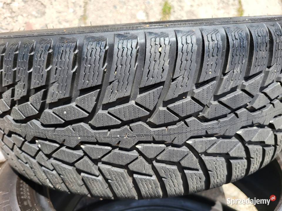 Komplet opon zimowych Nokian 22550 R18 zima kujawsko-pomorskie Włocławek sprzedam