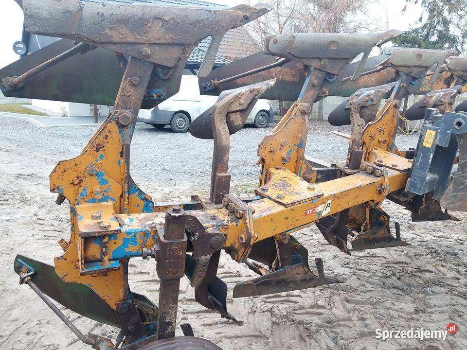 Pług obrotowy 3 1 Pługi Małomierzyce