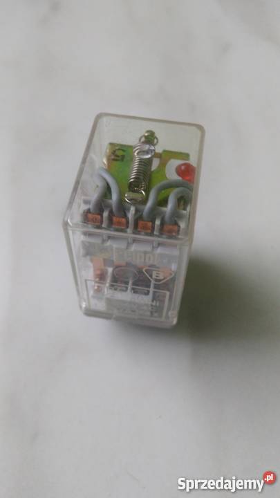 Przekaźniki R15 i podstawkistyczniki