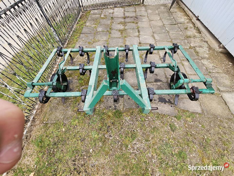Kultywator 14 zębów radła ursus c330 Strzyżów