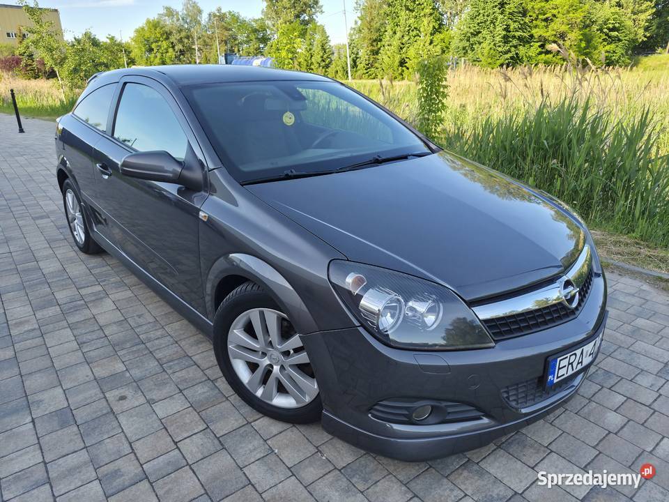 Opel Astra HPrzepiękny egzemplarzW pełni 1598cm3 Radomsko