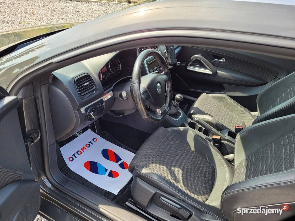 Volkswagen Scirocco 2009 benzyna 160 koni centralny zamek Pionki sprzedam