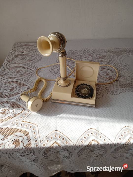 Telefon polskiej fabryki