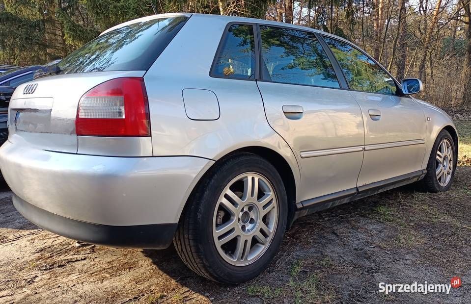 Audi A3 16 benzyna opłacona Warszawa sprzedam