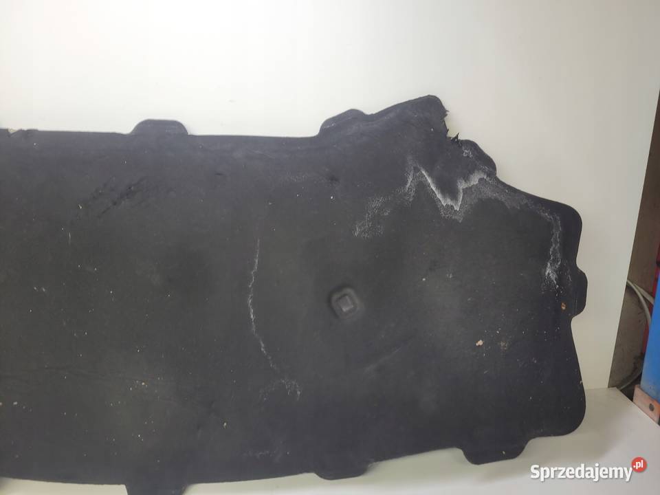 WYGŁUSZENIE MASKI AUDI A1 8X 8X0863825 Przystajń