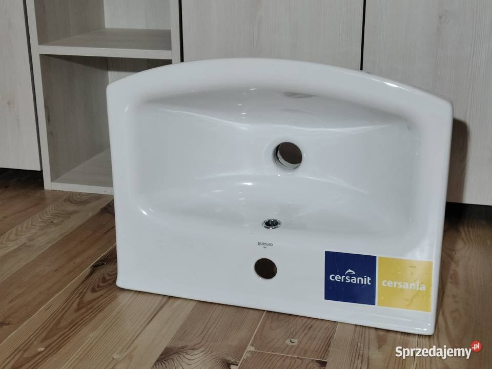 Umywalka Cersanit i WC kompakt Nowe komplet