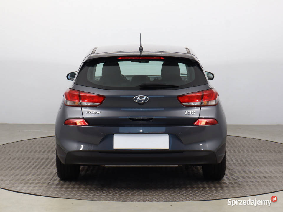 Hyundai i30 14 CVVT gniazdo USB
