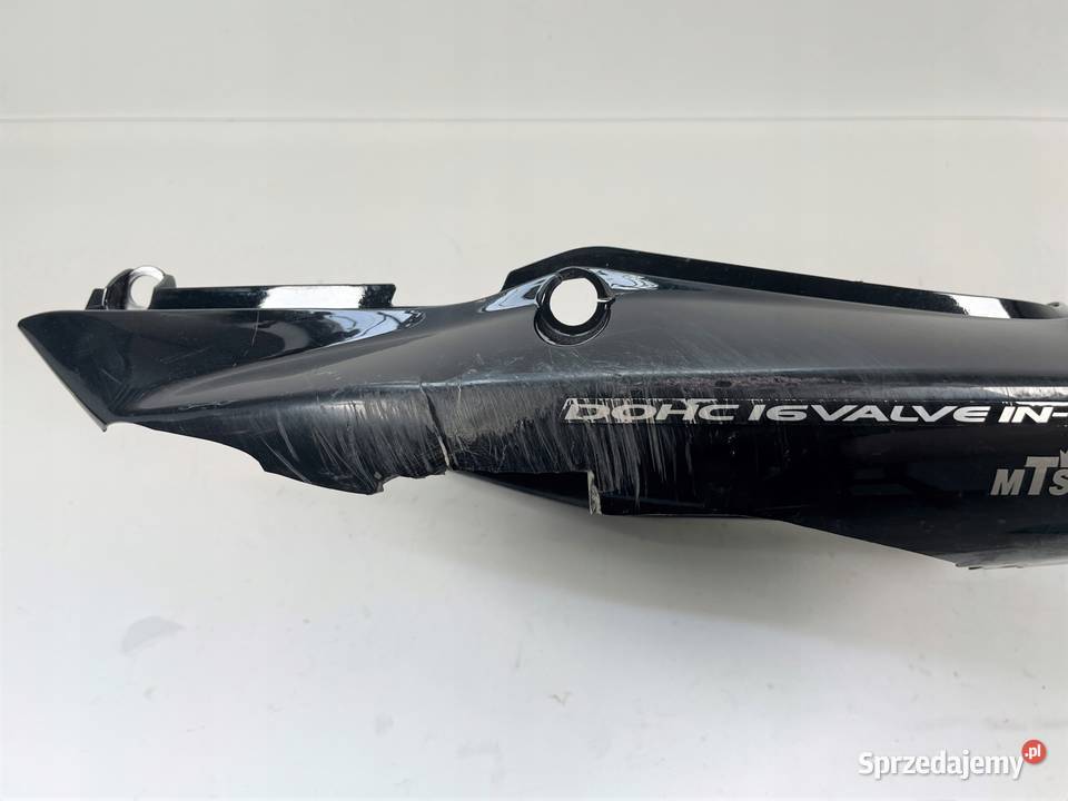 SUZUKI GSF 600 1200 BANDIT 00 Owiewka tył Ogon Łobżenica