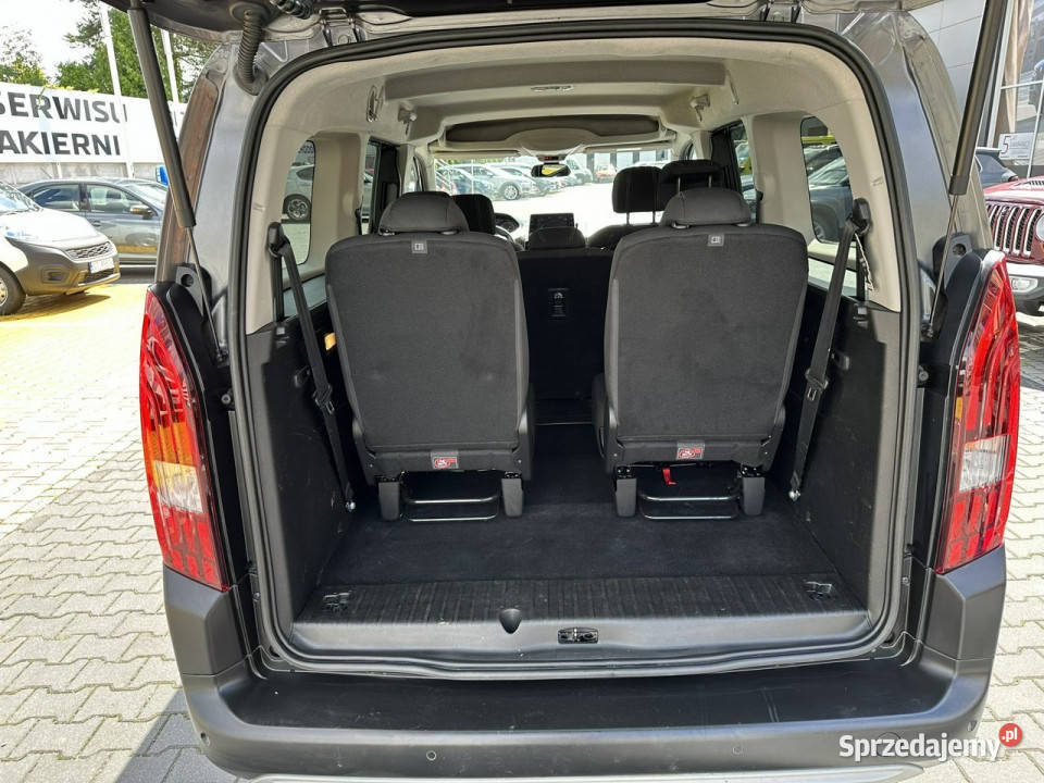 Peugeot RIFTER samochód krajowy 2kpl opon Tychy
