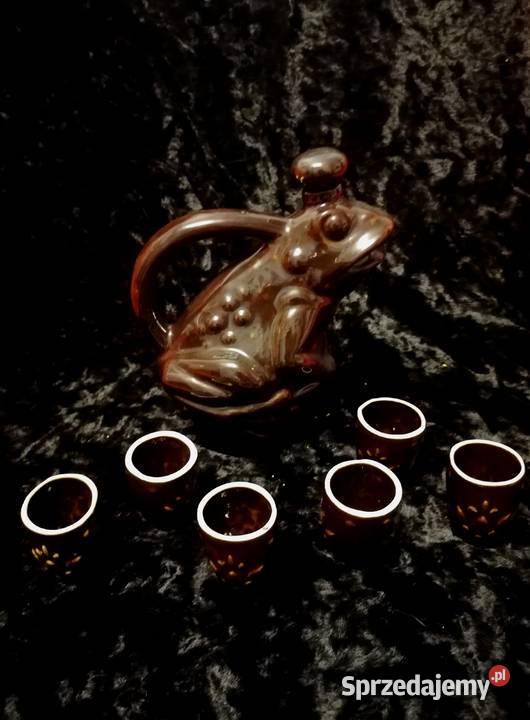 Zestaw ceramiczny do likieru Okres PRL Sosnowiec