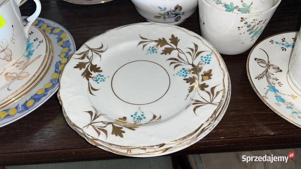 Duża filiżanka z talerzykiem Bez sygnatury Porcelana i szkło Gdańsk