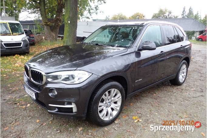 BMW X5 2016 29930 ccm 258 Rok produkcji 2016 Warszawa