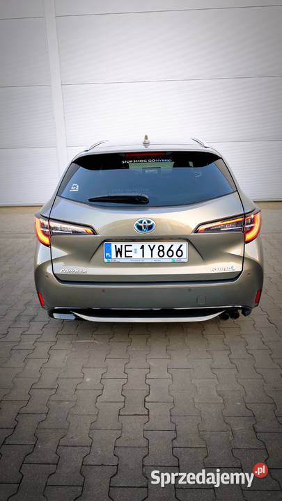 Toyota Corolla 20 Dynamic Force 184 Hybrid Style sprzedam