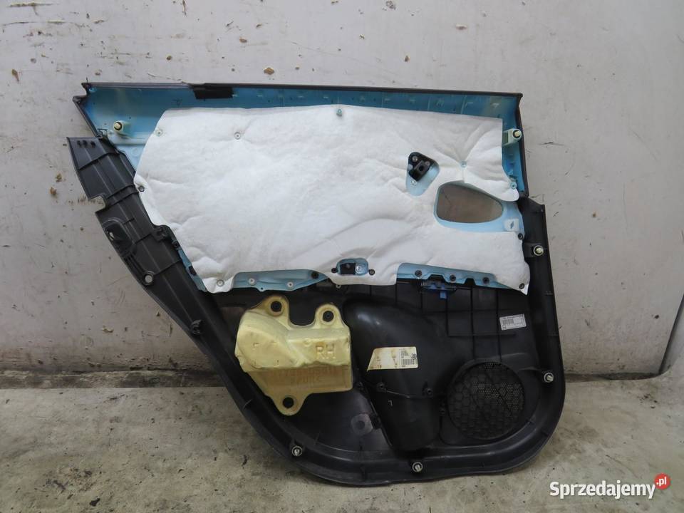 BOCZEK TAPICERKA DRZWI PRAWY TYŁ SEDAN AVENSIS sprzedam