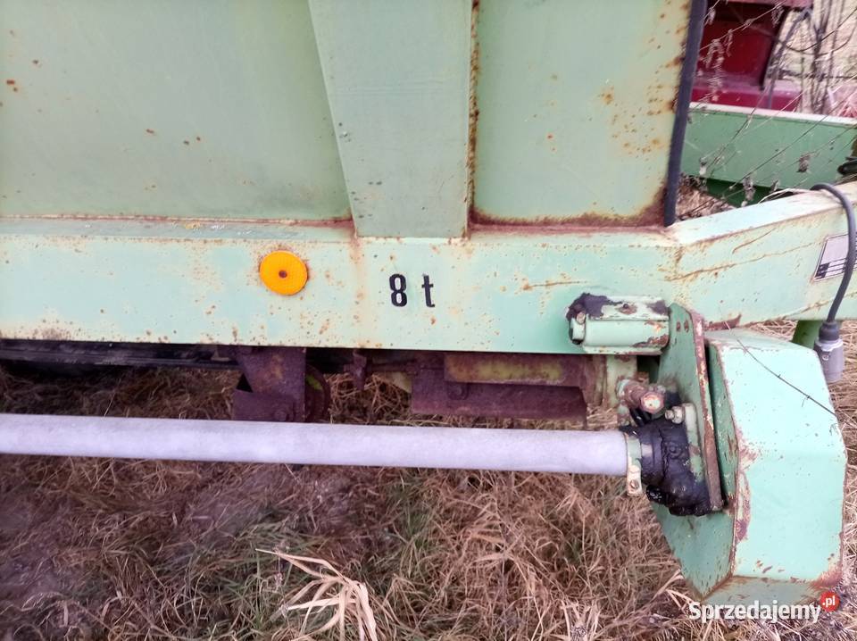 Rozsiewacz wapna Rotina 6000 Brzeg