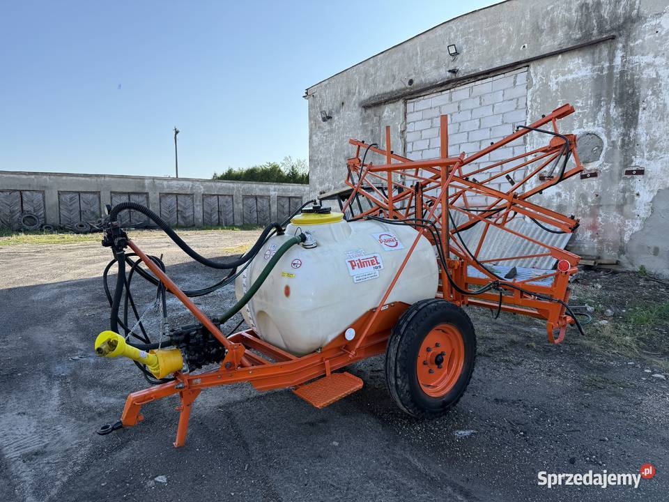 Opryskiwacz ciągany Pilmet 1000 litrów model Chrzanów
