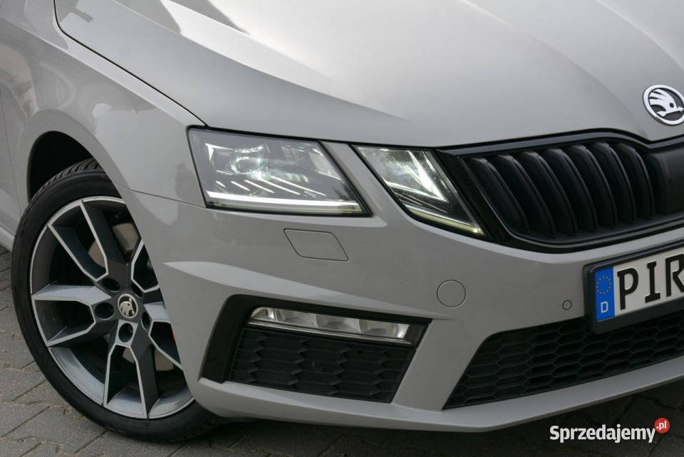 koda Octavia VRS Radar ACC Navi Columbus Full Ostrów Mazowiecka