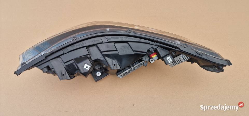 IVECO DAILY IV LIFT REFLEKTOR LAMPA FULL LED Bieleń