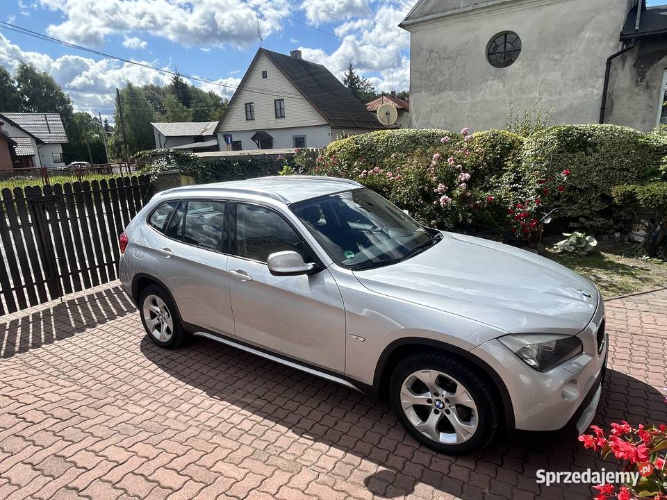BMW X1 20 benzyna automat niski przebieg reflektory ksenonowe Pilica