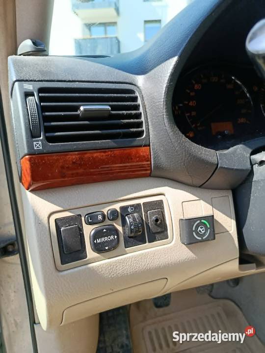 Toyota Avensis 18 lpg gaz hak 4x elszyby ABS Warszawa