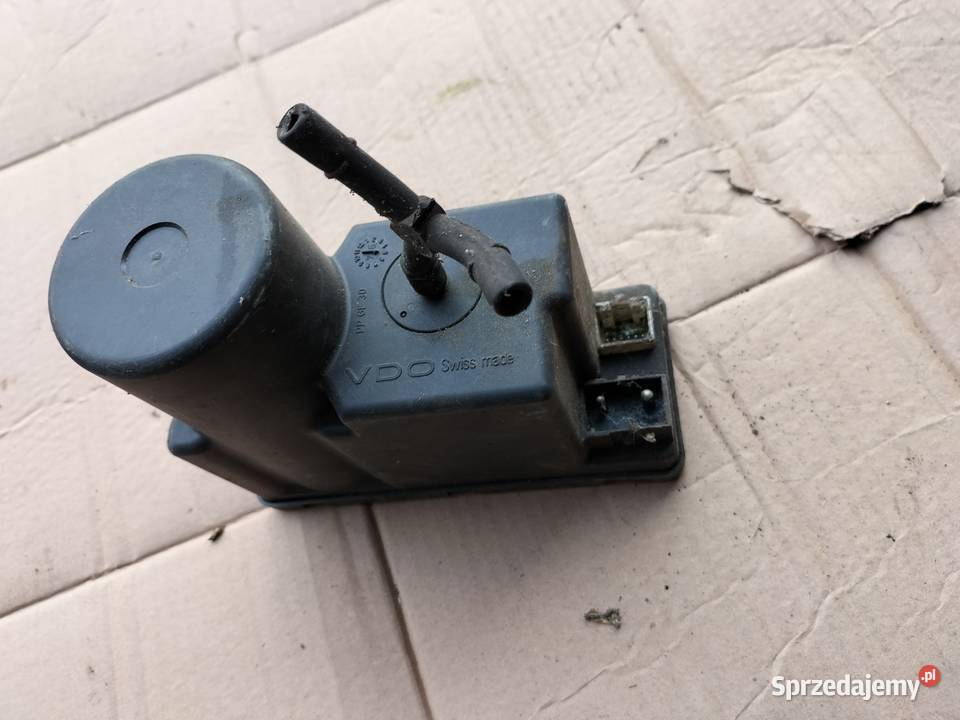 AUDI 80 B4 A4 B5 80 B3 4A0862257A POMPA Pompka Kamień-Kolonia sprzedam