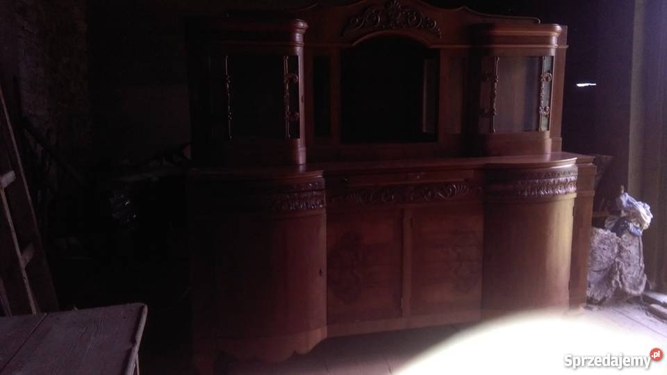 Kredens antyk z lat 20 Bukowno