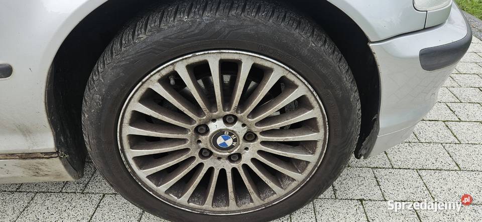 Alu felgi z oponami wielosezonowe do BMW E46 17 Wykroty sprzedam