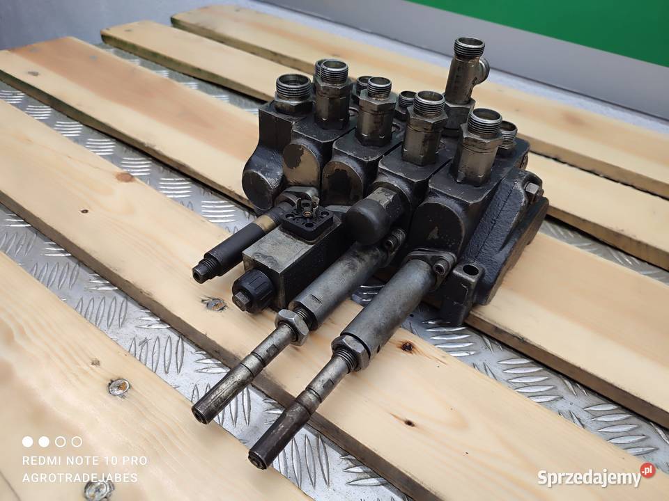 Rozdzielacz hydrauliczny PARKER 3469204210 CAT Wilkowo