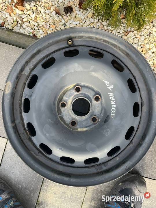 Felga stalowa R16 5x112 Et 37 VW AUDI Skoda Seat Września