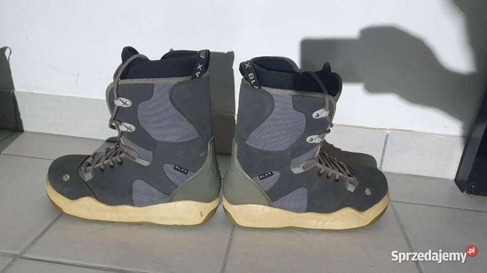 Deska snowboardowa 15025 plus buty Mikołów