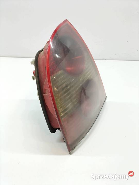 LAMPA TYŁ LEWA SEDAN LIFT 3B7945095D VW
