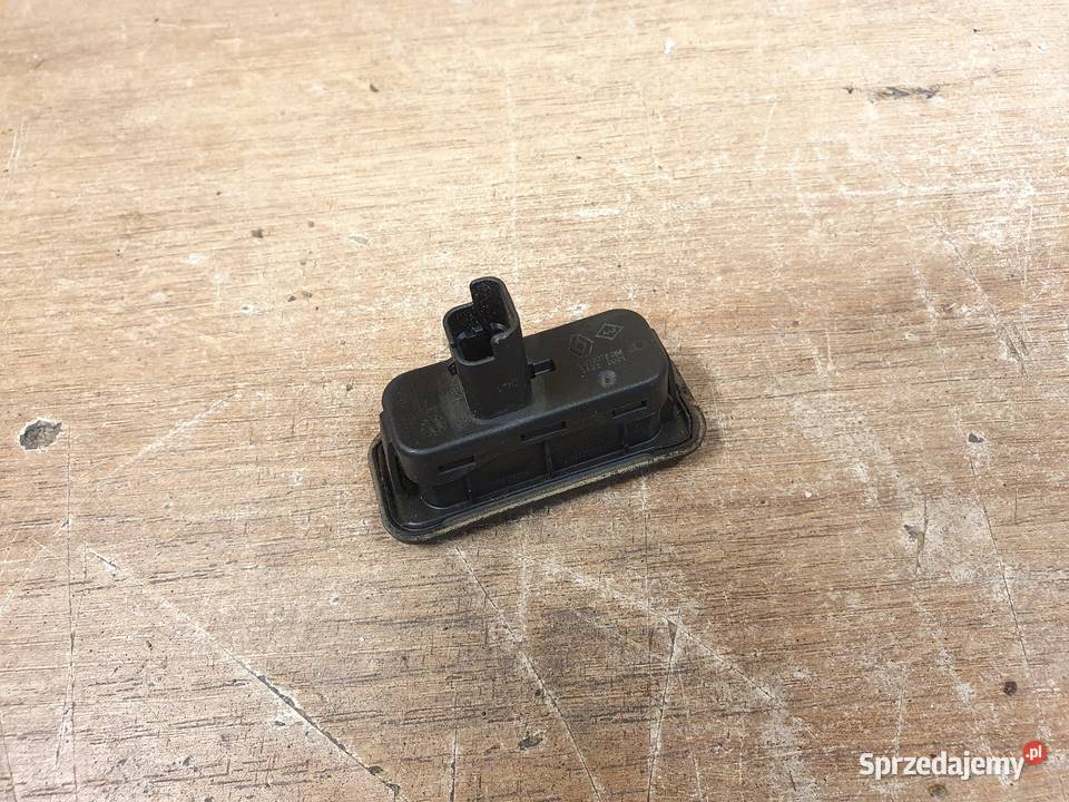 RENAULT 8200076256 PRZYCISK KLAPY BAGAŻNIKA TYŁ Międzychód sprzedam