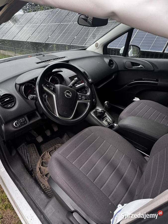 Opel Meriva uszkodzona Dulcza Wielka
