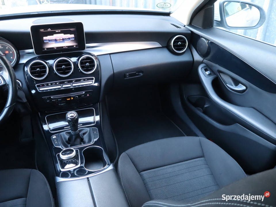 Mercedes C C 180 BlueTEC światła LED