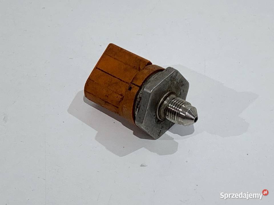 CZUJNIK CIŚNIENIA PALIWA SKODA ROOMSTER