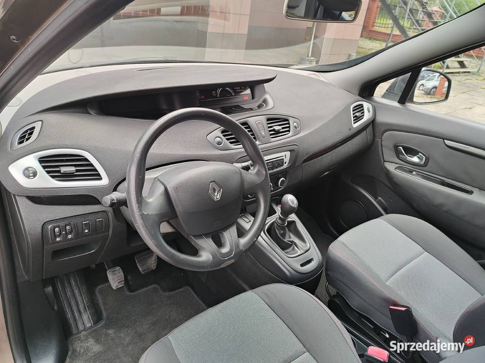 Renault Scenic 3 16 lifcie Rok produkcji 2012 Smyków