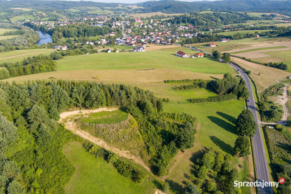 Działka Bieszczady Hoczew na trasie Lesko Sprzedaż podkarpackie sprzedam