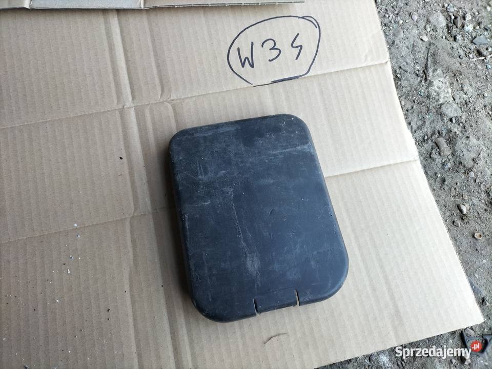 AUDI 80B3 80B4 SEDAN OSŁONA LAMPY PRAWEJ KLAPY Pozostałe Kamień-Kolonia