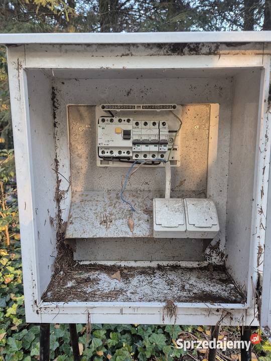 Rozdzielnica skrzynka budowlana częściowo mazowieckie Marianów sprzedam